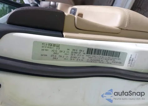 2019 Jeep Grand Cherokee Overland 4X2 from USA, damaged, VIN 1C4RJECG4KC699399